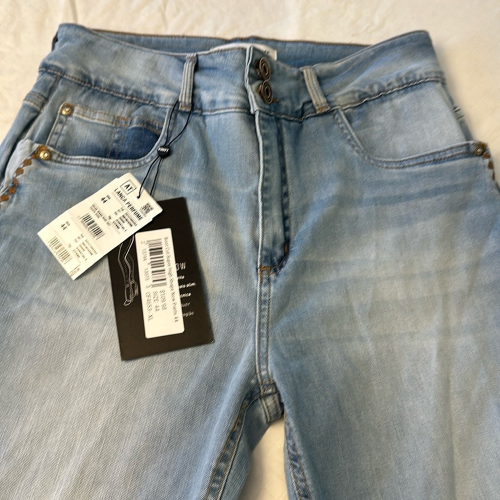 NWT LANCA PERFUME Boot Cut Super High Shape Now Pants SZ 44 / 12 Light Wash
